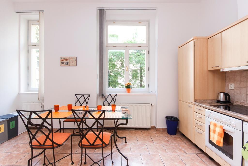 Chill Hill Apartment