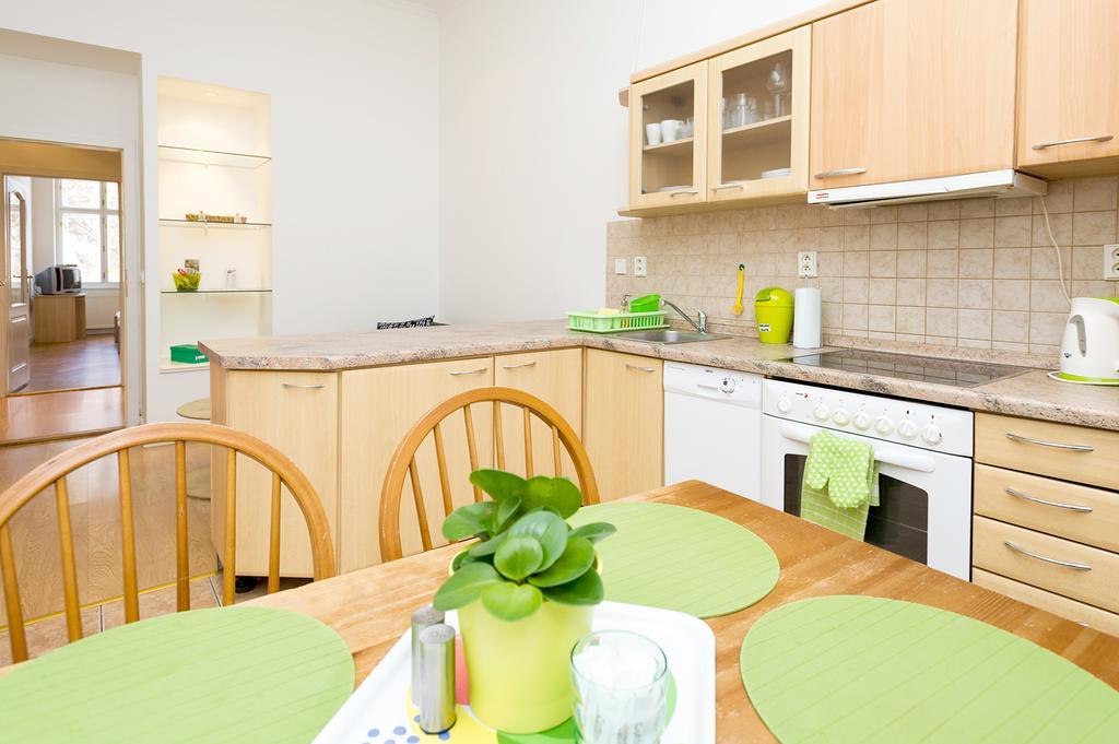 Chill Hill Apartment